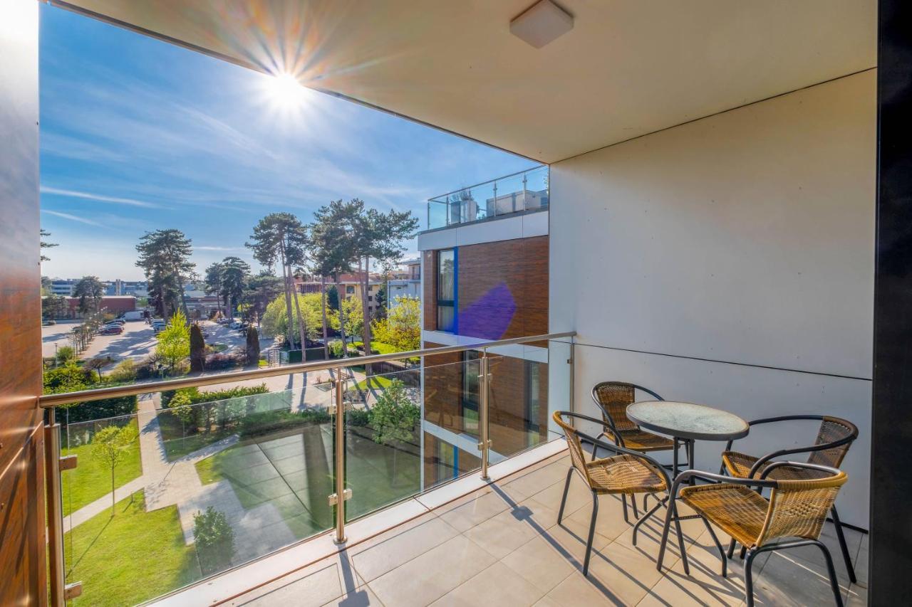 Mf Port Azur Wellness Apartments Siófok Eksteriør billede