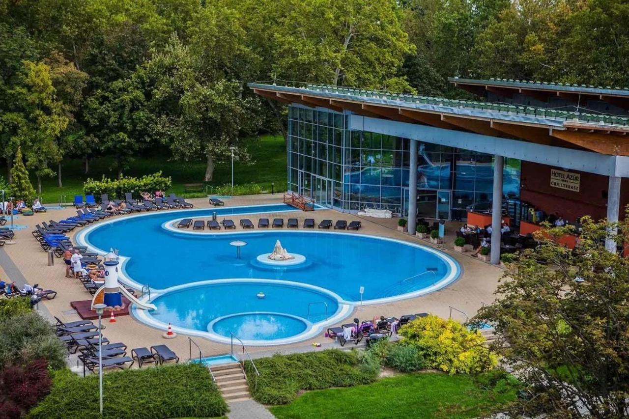 Mf Port Azur Wellness Apartments Siófok Eksteriør billede