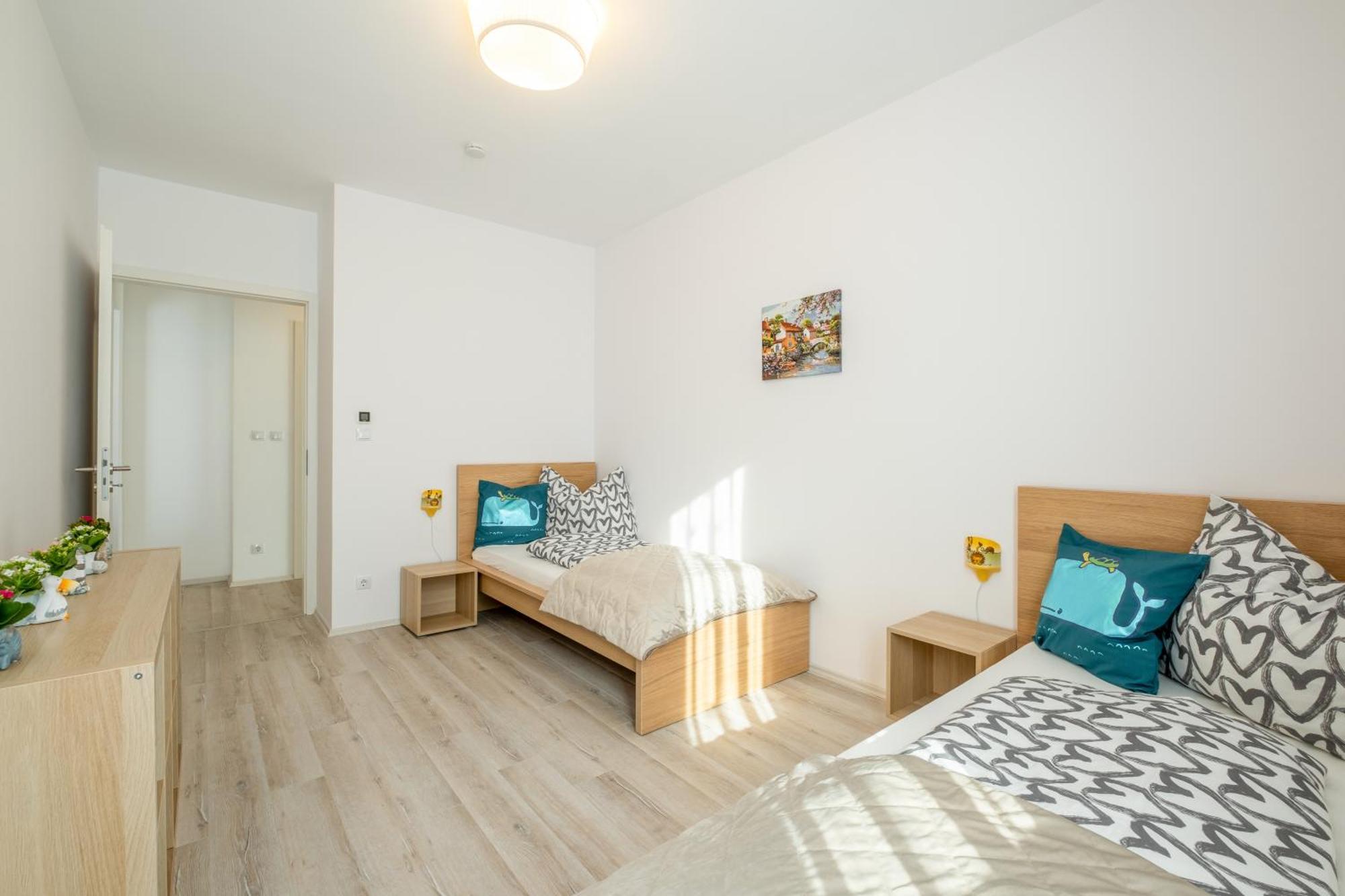 Mf Port Azur Wellness Apartments Siófok Eksteriør billede
